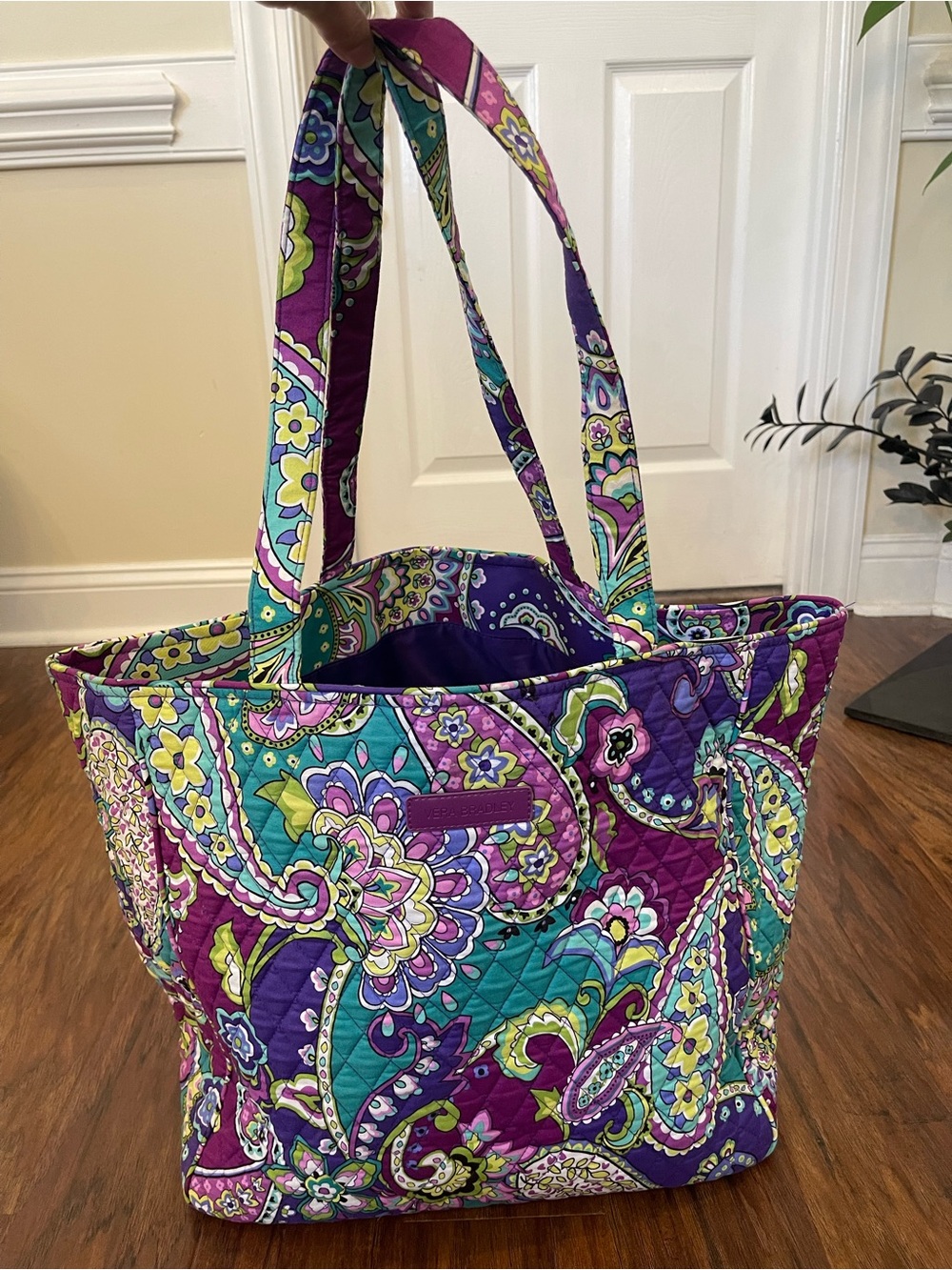 Vera Bradley Curvy Tote Heather Purple Paisley Retired Pattern EUC